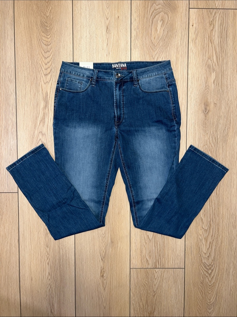 Santana Women’s Straight Leg Jeans in Medium Blue Wash